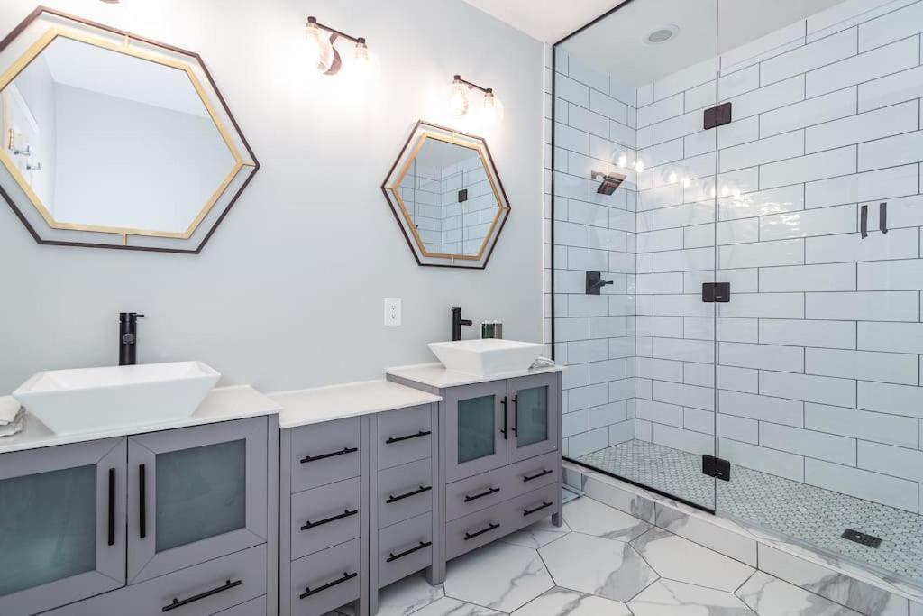 Vila Eclectic Stylish And Cozy Milwaukee Unit Exteriér fotografie