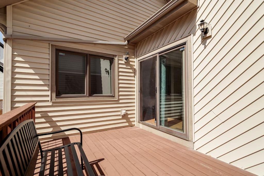 Vila Eclectic Stylish And Cozy Milwaukee Unit Exteriér fotografie